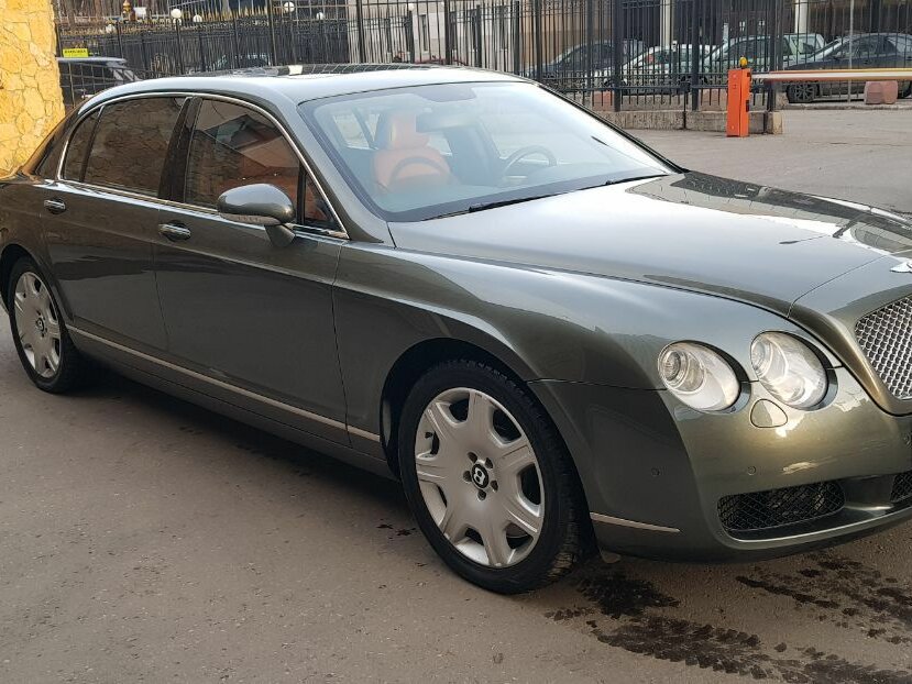 Бентли Континенталь Flying Spur 2005