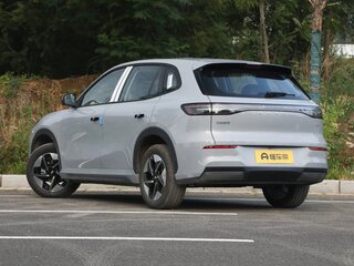 2025 Geely Galaxy E5 68.39 kWh, серый, 3875637 рублей, вид 5