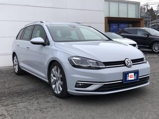 2018 Volkswagen Golf VII Рестайлинг, белый, 1151000 рублей, вид 1