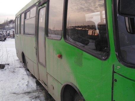 2010 Богдан А-092, зелёный, 400000 рублей, вид 3