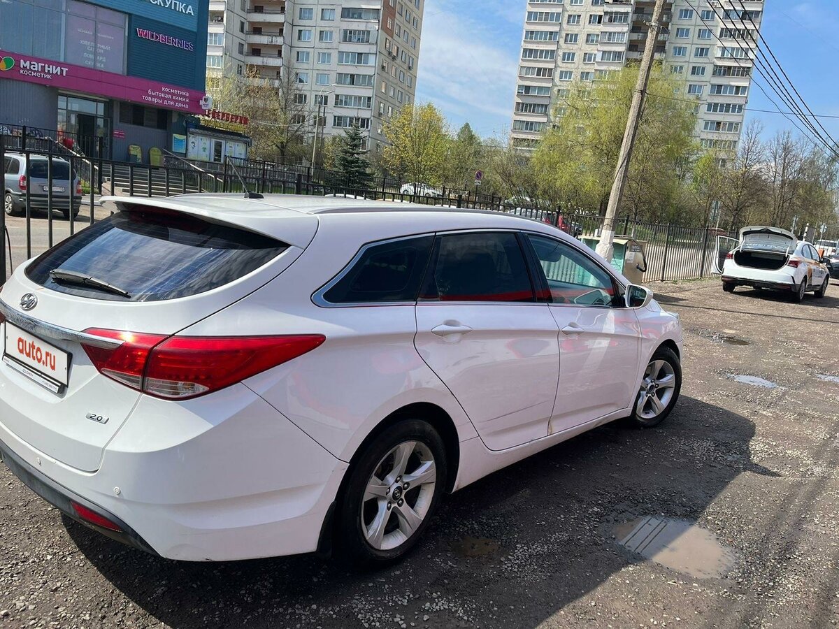 Купить б/у Hyundai i40 I 2.0 AT (150 л.с.) бензин автомат в Москве ...
