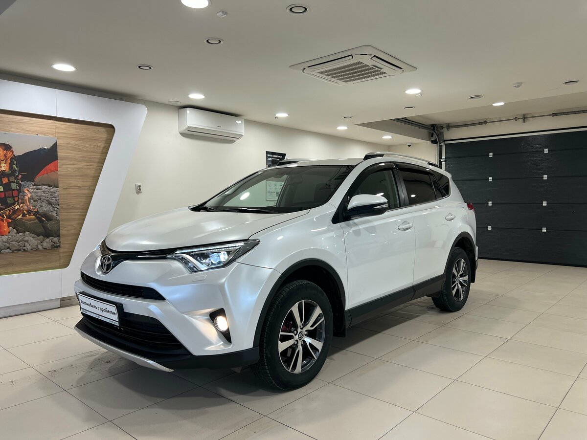 Toyota RAV4 IV (XA40) Рестайлинг