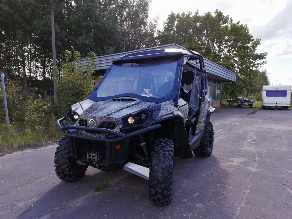 BRP can am Commander 800r