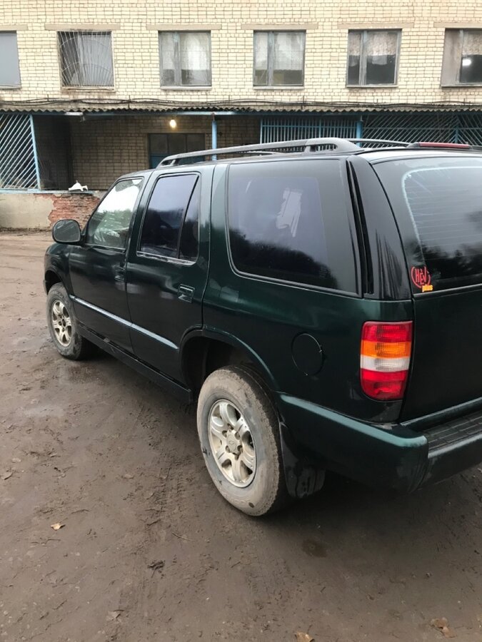 Купить б/у Chevrolet Blazer II 2.2 MT (113 л.с.) бензин