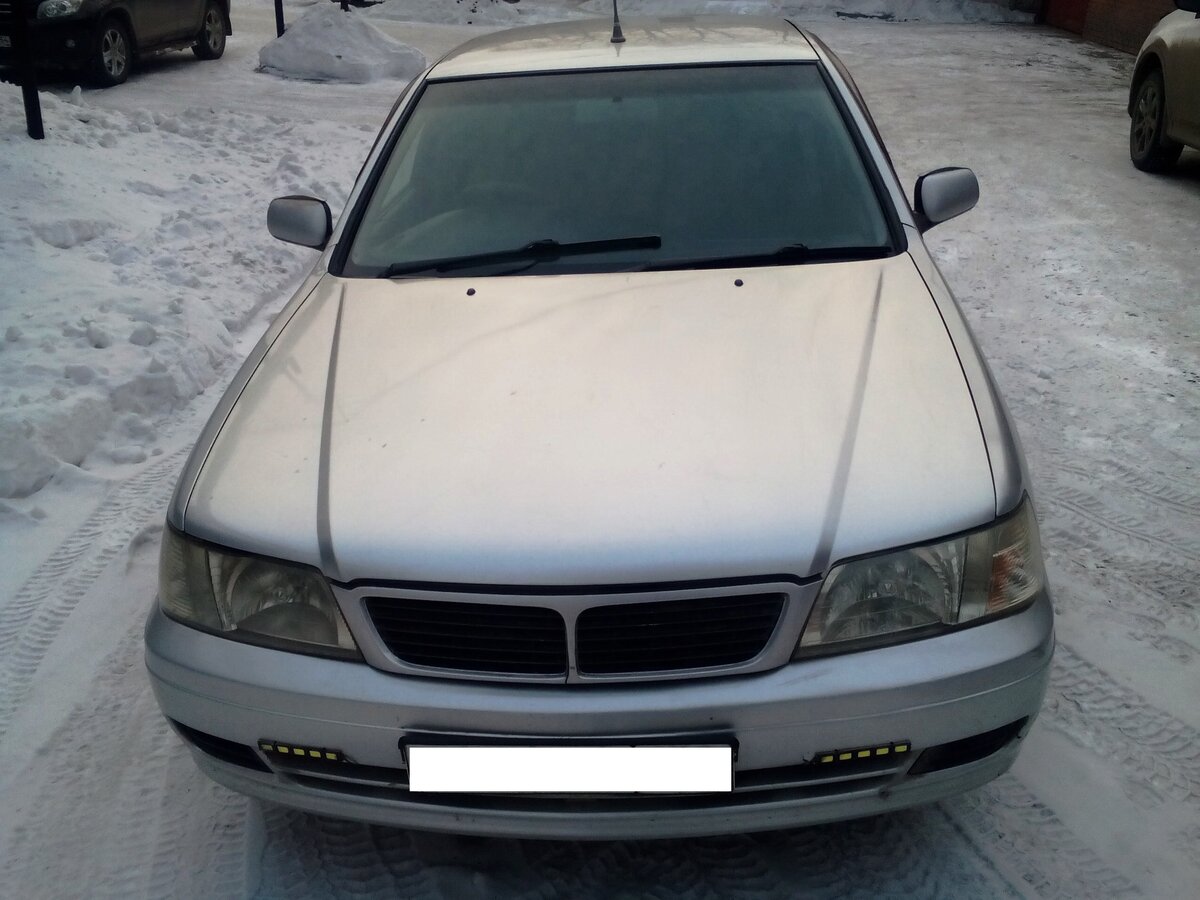 Ниссан Блюберд седан 2000 год