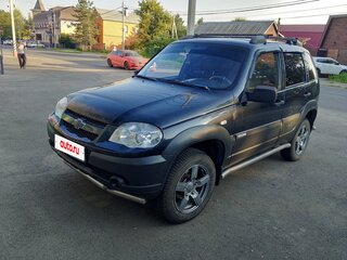 2011 Chevrolet Niva I Рестайлинг, чёрный, 350000 рублей, вид 1