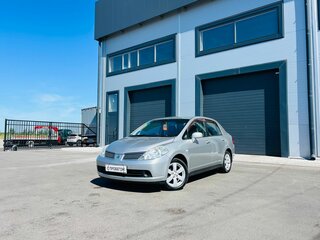 2004 Nissan Tiida Latio I, серый, 629000 рублей, вид 1