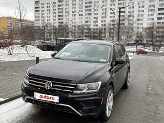2017 Volkswagen Tiguan Allspace II, чёрный, 1900000 рублей, вид 1