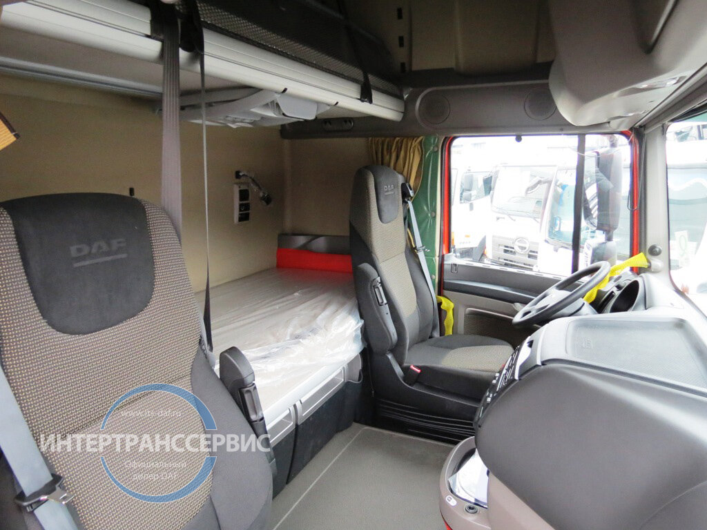 DAF XF 105 Space Cab