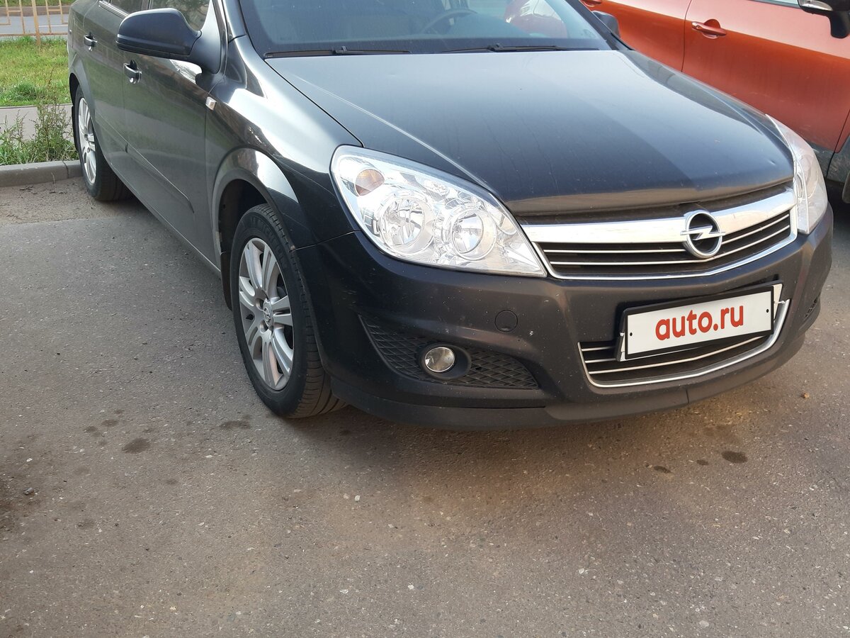 Купить б/у Opel Astra H Рестайлинг 1.8 AT (140 л.с.) бензин автомат в ...