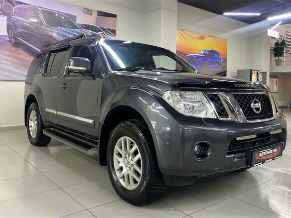 2010 Nissan Pathfinder III Рестайлинг, серый, 2100000 рублей - вид 2