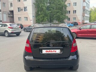 2012 Mercedes-Benz A-Класс 180 II (W169) Рестайлинг, чёрный, 950000 рублей, вид 3