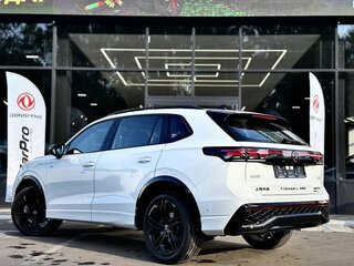 2026 Volkswagen Tiguan L Pro III (China Market), белый, 4530000 рублей, вид 2