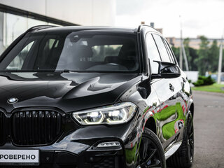 2020 BMW X5 40d IV (G05/G18), чёрный, 5949000 рублей, вид 2