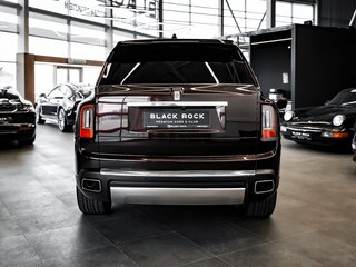 2020 Rolls-Royce Cullinan I (Series I), пурпурный, 33900000 рублей, вид 5