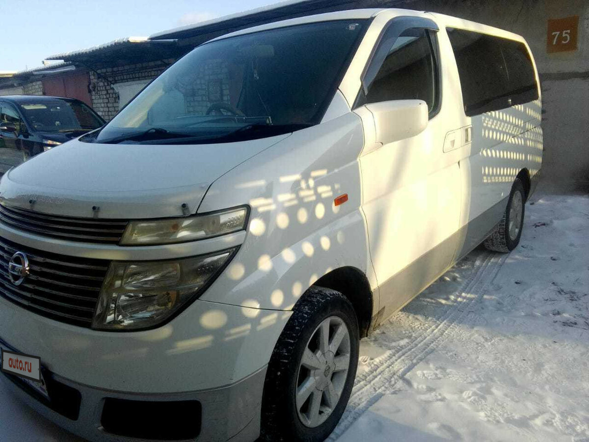 Nissan Elgrand 2002