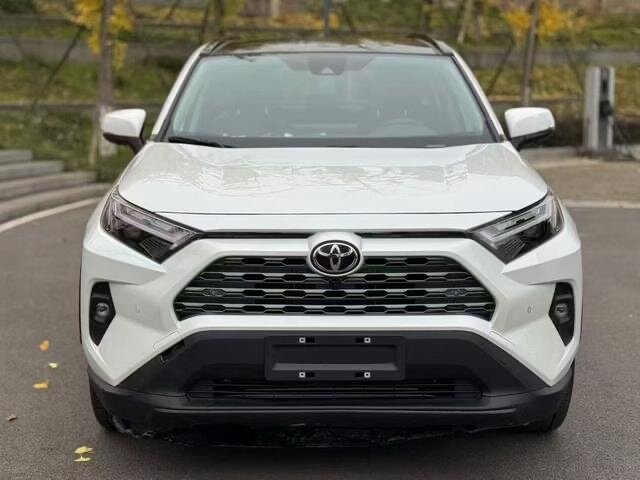 Toyota RAV4 V (XA50)