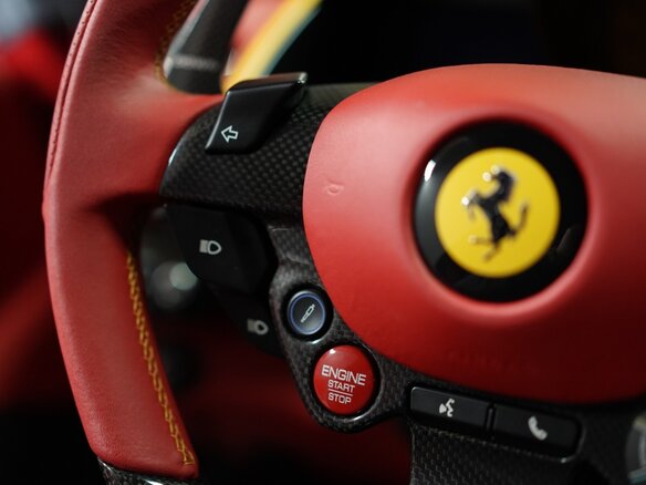 2022 Ferrari 812 GTS, чёрный - вид 19