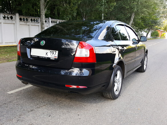 2011 Skoda Octavia II (A5) Рестайлинг, чёрный - вид 4