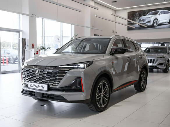 2025 Changan UNI-S (CS55 Plus), серый, 3109900 рублей - вид 4