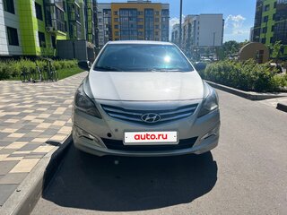 2016 Hyundai Solaris I Рестайлинг, серебристый, 720000 рублей, вид 2