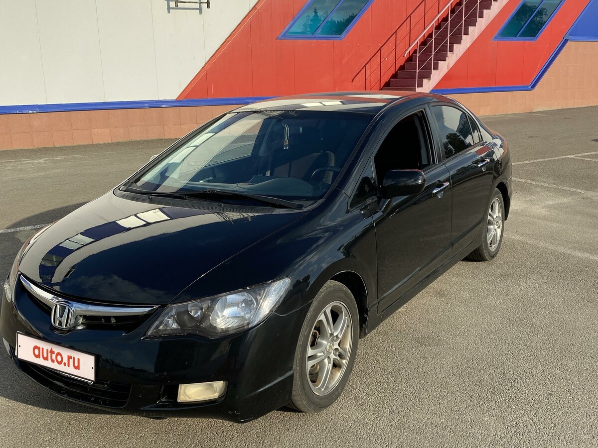 Купить б/у Honda Civic VIII 1.8 AT (140 л.с.) бензин автомат в Курске ...
