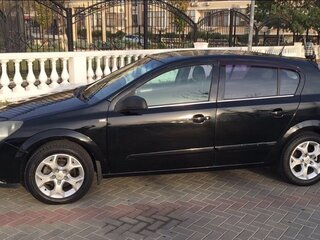 2006 Opel Astra H Рестайлинг, чёрный, 315000 рублей, вид 1