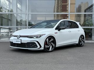 2022 Volkswagen Golf GTI VIII, белый, 2885000 рублей, вид 1