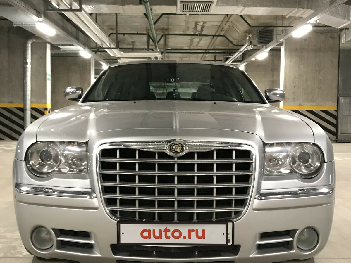 Chrysler 300c 2 поколение