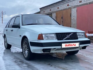 1990 Volvo 440, белый, 110000 рублей, вид 1