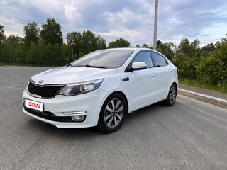 2015 Kia Rio III Рестайлинг, белый, 1200000 рублей, вид 1