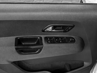 2013 Volkswagen Amarok Double Cab I, серебристый, 2720000 рублей, вид 5