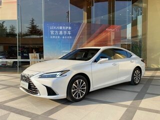 2025 Lexus ES 200 VII Рестайлинг 2, белый, 4950000 рублей, вид 1