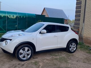 2013 Nissan Juke I, белый, 1050000 рублей, вид 2