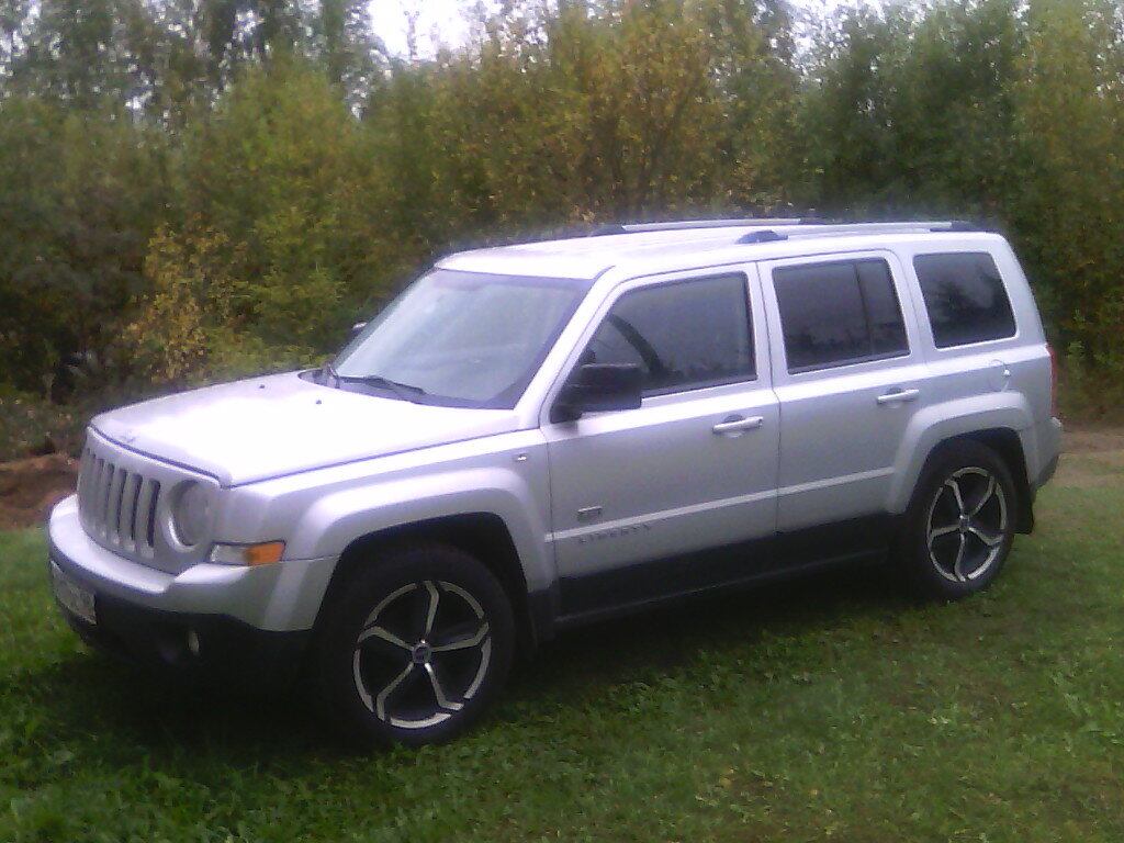 Jeep Liberty Patriot 2020
