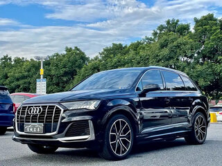 2021 Audi Q7 55 TFSI II (4M) Рестайлинг, чёрный, 5200000 рублей, вид 1