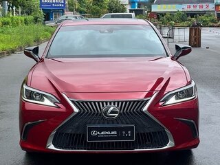 2021 Lexus ES 200 VII Рестайлинг, пурпурный, 4114030 рублей, вид 3