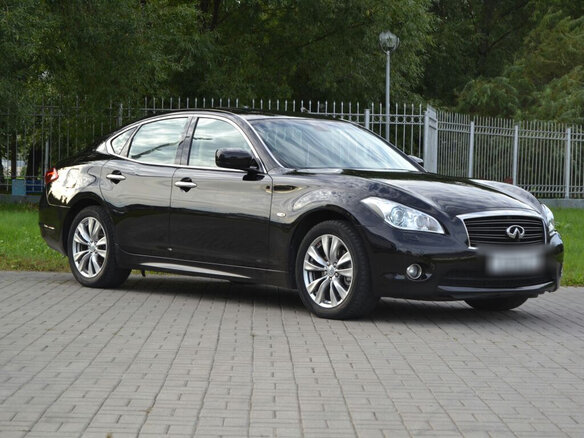 2013 Infiniti M M25 IV, чёрный