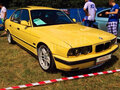 1994 BMW M5 6-speed II (E34), жёлтый - вид 2