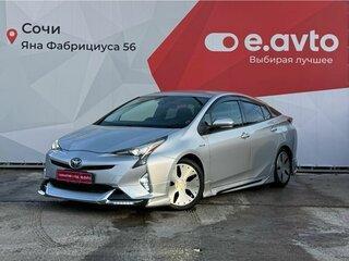 2017 Toyota Prius IV (XW50), серый, 2000000 рублей, вид 1