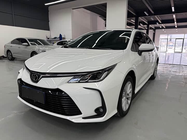 Toyota Corolla XII (E210)