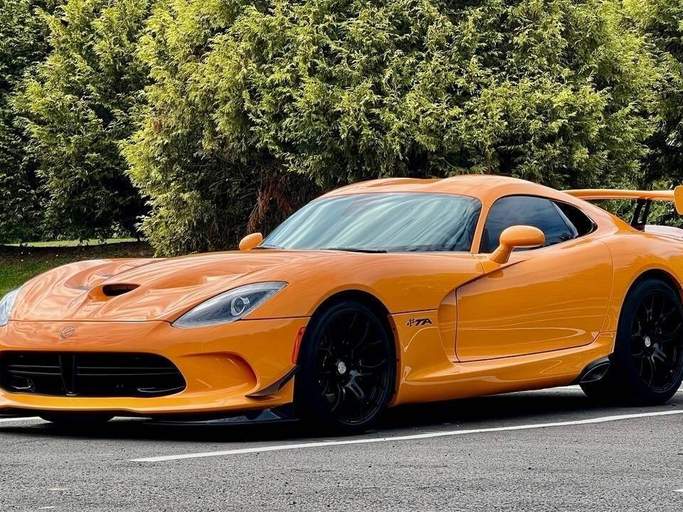 Dodge Viper V