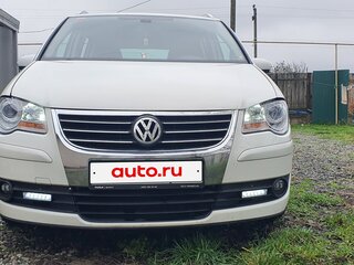 2009 Volkswagen Touran I Рестайлинг, белый, 500000 рублей, вид 1