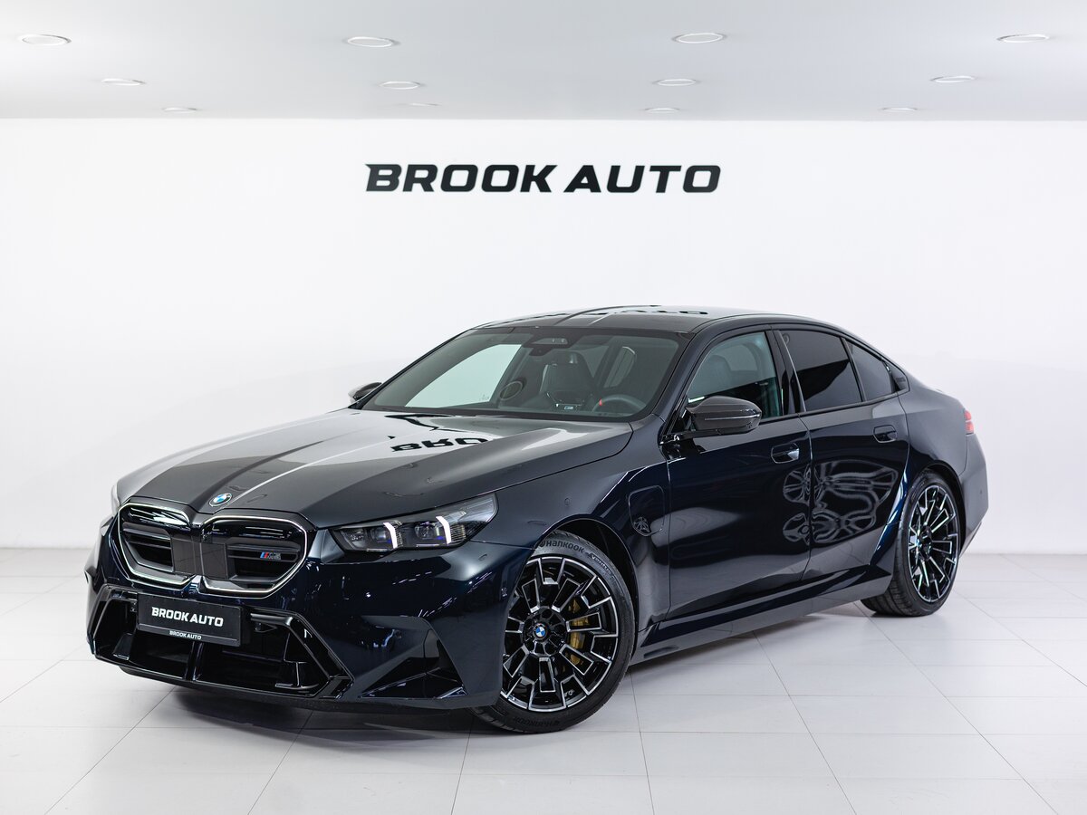 BMW M5 VII (G90)