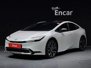 2025 Toyota Prius PHV V (XW60), белый, 4400000 рублей, вид 1