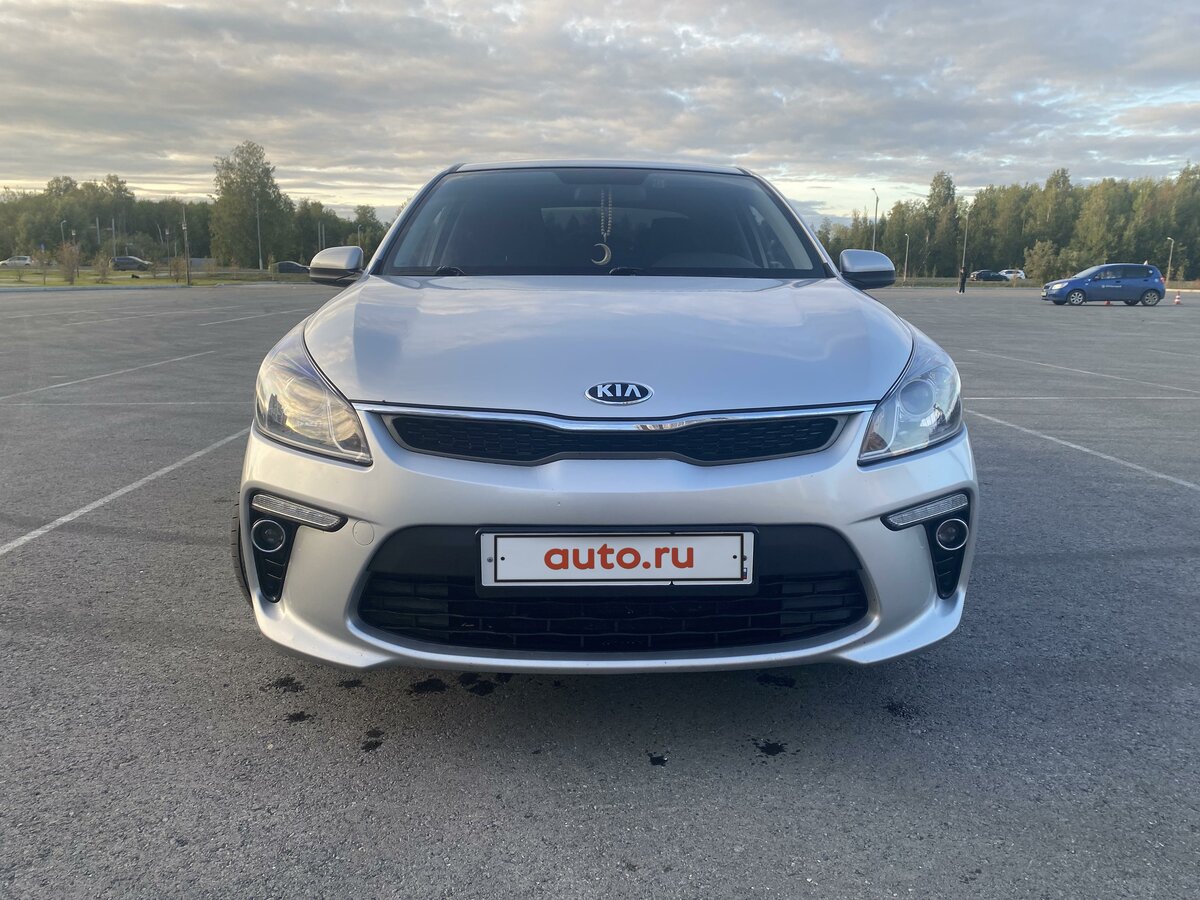 Купить б/у Kia Rio IV Рестайлинг 1.6 AT (123 л.с.) бензин автомат в ...