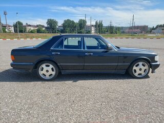 1990 Mercedes-Benz S-Класс 260 II (W126) Рестайлинг, чёрный, 1650000 рублей, вид 3