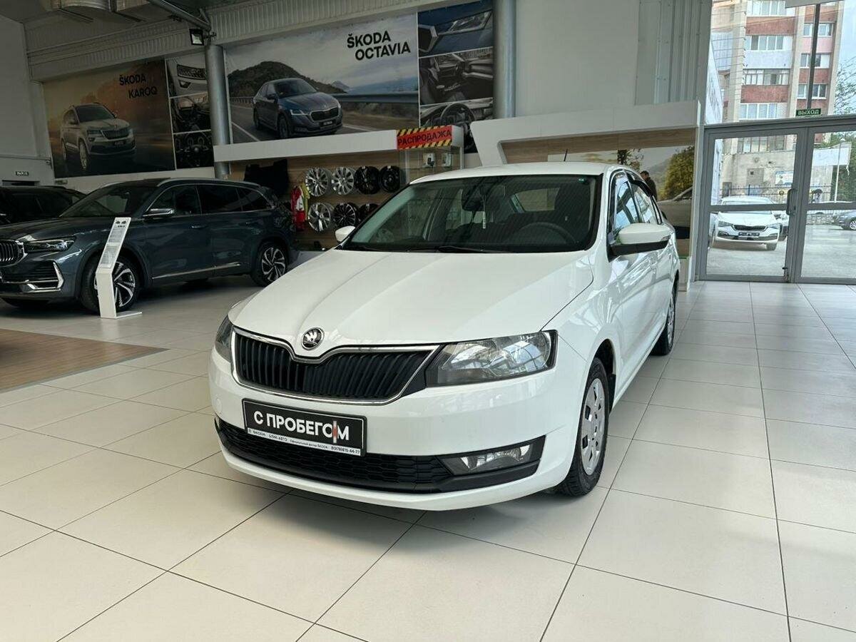 Купить б/у Skoda Rapid I Рестайлинг 1.6 MT (90 л.с.) бензин механика в ...