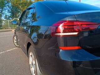 2021 Volkswagen Polo VI, чёрный, 1750000 рублей, вид 4