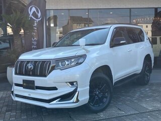 2021 Toyota Land Cruiser Prado 150 Series Рестайлинг 3, белый, 3825055 рублей, вид 1